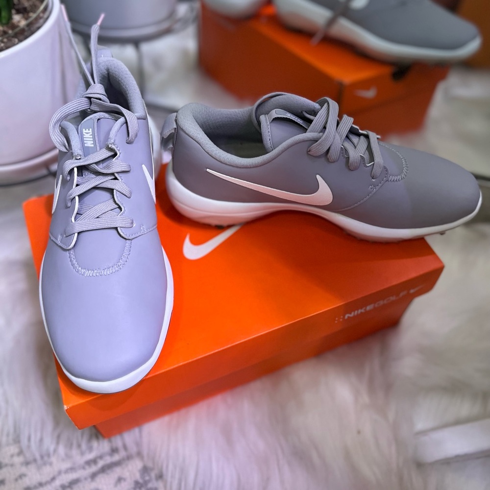 ❌SOLD❌ NIB Nike Roche Golf Shoes